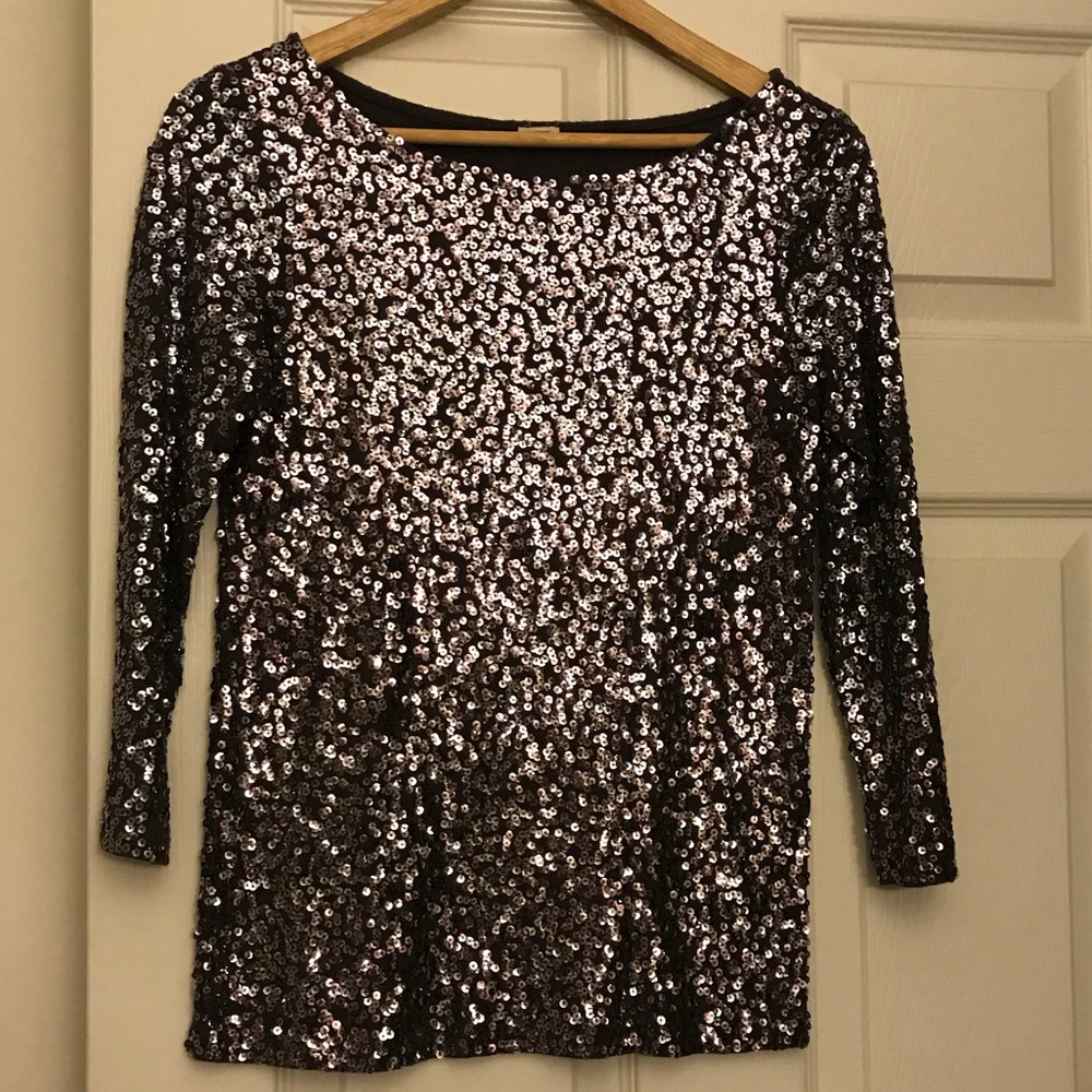 Gray sparkle top
